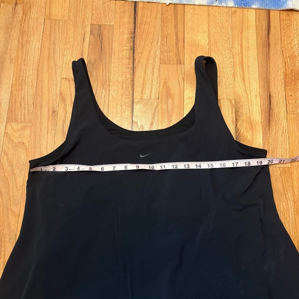 Nike Women 1 XL Bliss Luxe Training Black Tank Romper Dress Built-in Shorts - Picture 2 of 8